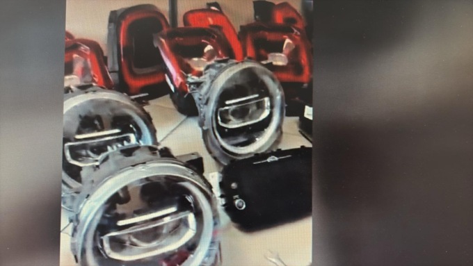 Evade dai domiciliari per rincorrere la sua passione le auto.  Arrestato un uomo