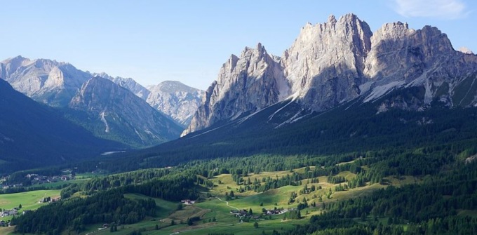 Malore sul sentiero, escursionista romano muore sopra Cortina