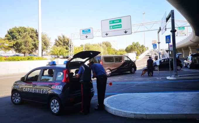 Autisti abusivi, controlli all’aeroporto “Da Vinci”