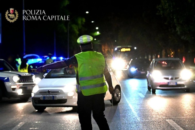 Malamovida e guida pericolosa, chiusi più di 20 minimarket e oltre 1000 violazioni rilevate