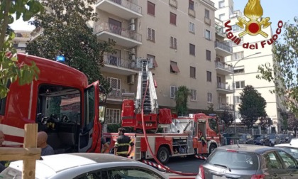 Incendio in appartamento, alcuni inquilini intossicati