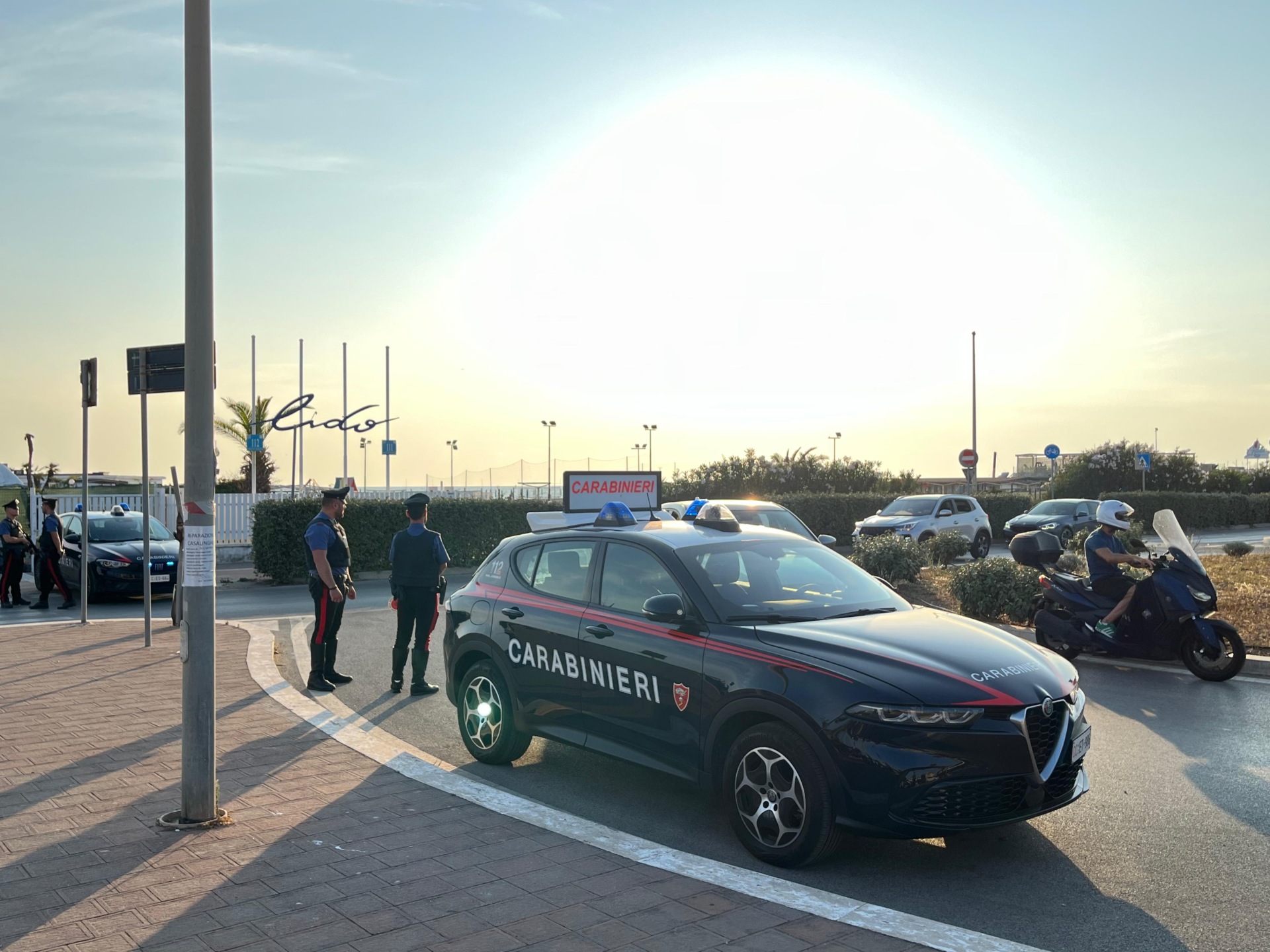 OSTIA - I controlli dei Carabinieri a Ostia e a Fregene (3)