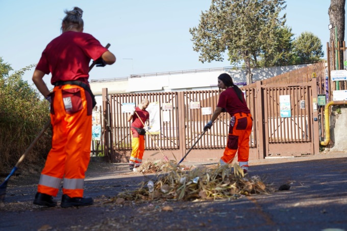 “Scuole Pulite”, interventi in 1400 plessi