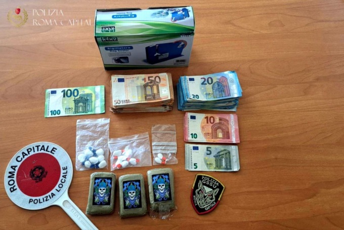 Tor Bella Monaca, sgombero in via dell’Archeologia