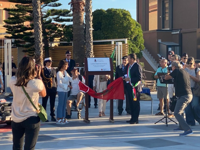 Darsena, inaugurata la nuova area pedonale