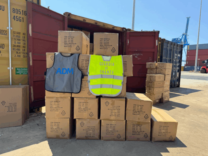 Sequestrati articoli per adulti non sicuri provenienti dalla Cina