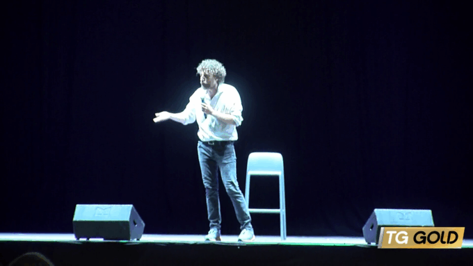 Successo per Maurizio Lastrico all’Arena del Mare