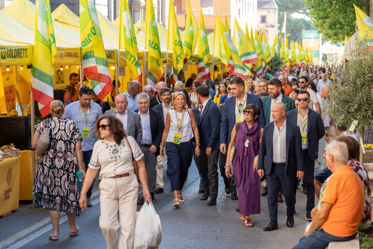 Carta d’identità elettronica: IPZS al villaggio Coldiretti di Viterbo con il Comune per il servizio di rilascio
