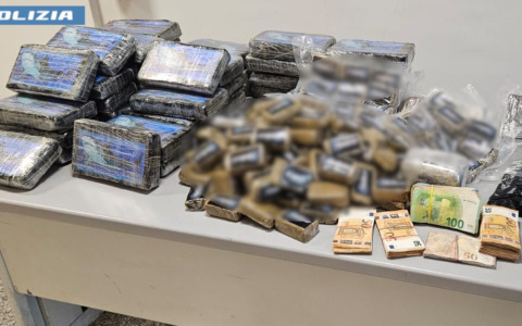 Caveau mobili, sequestrati 70 kg di droga