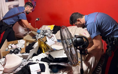 Spaccio di droga in casa, un arresto