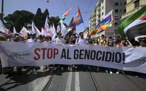 Sciopero generale per Gaza, manifestazione a Termini