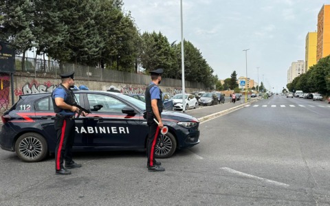 Blitz dei Carabinieri tra Tor Bella Monaca e Torre Angela, scattano arresti e sanzioni