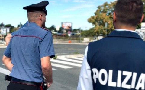 Tentato furto, due arresti