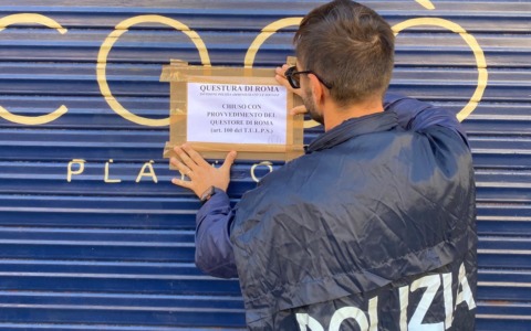 Rissa e danneggiamento, chiuso locale