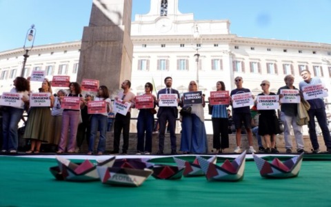 Protesta pro Palestina, in centinaia davanti Montecitorio