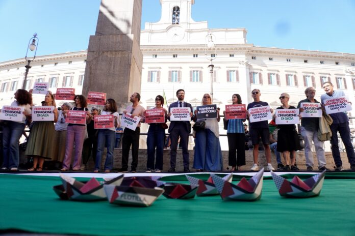 Protesta pro Palestina, in centinaia davanti Montecitorio