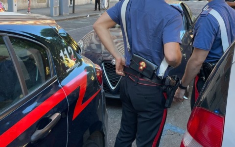 Furto in abitazione, arrestate due donne dai Carabinieri