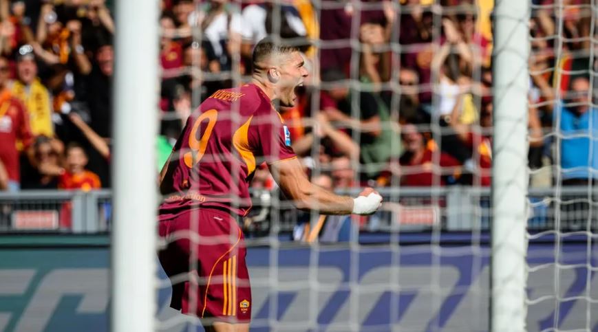 Roma – Verona 2-0, giallorossi primi in classifica con Napoli e Milan