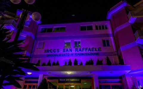 Alzheimer, l’Irccs San Raffaele si illumina di viola