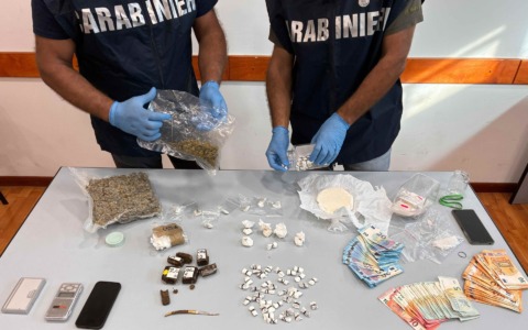 Spaccio di droga, sequestrato un chilo di stupefacente