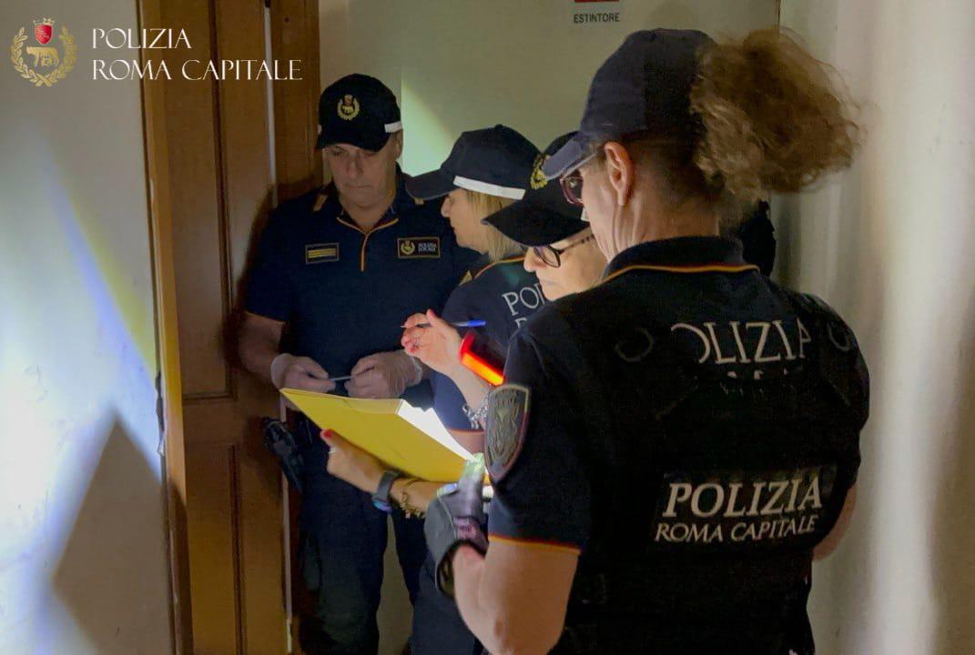 Occupazioni abusive, blitz a Tor Bella Monaca: liberati due appartamenti