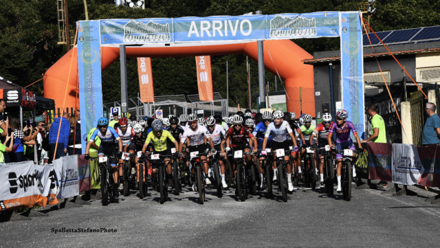 Marathon dei Castelli Romani.Vincono Cominelli e Lisi