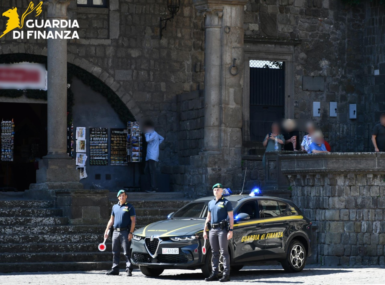 Operazione Mandorla, sequestri per oltre 3,7 milioni euro