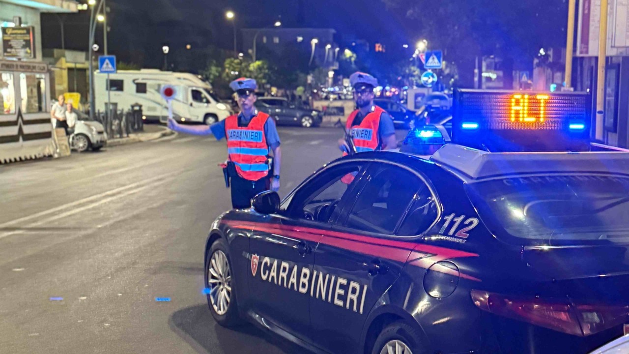 Centocelle, controlli dei Carabinieri. Tre denunce e multe per 7.500 euro