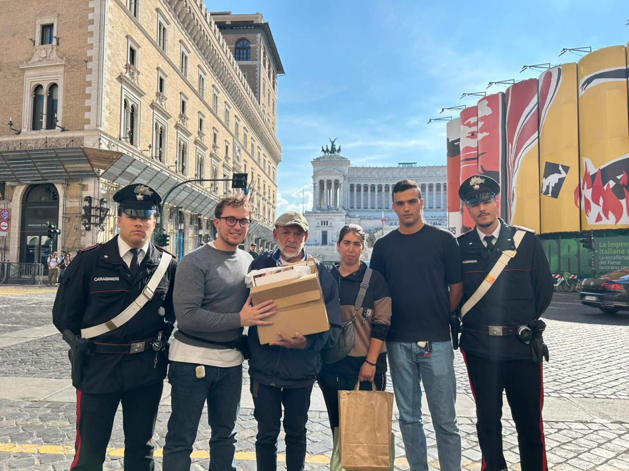 Guida turistica deceduta al Colosseo: i Carabinieri rintracciano i familiari