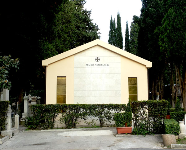 Ricorrenza dei defunti, il piano di Ama per i cimiteri capitolini