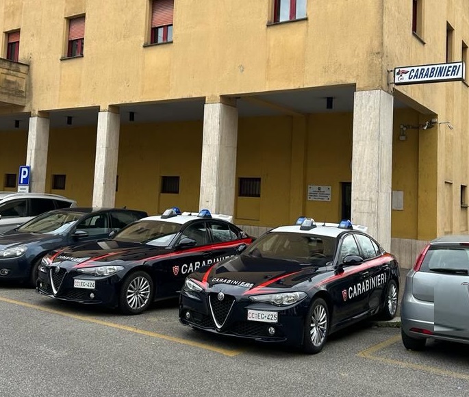 Ai domiciliari esce per recarsi dalla fidanzata, arrestato