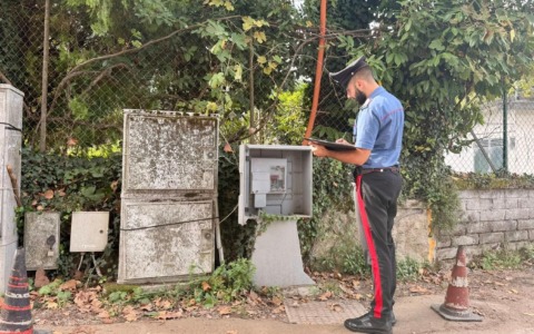 Furto di energia elettrica, arrestato