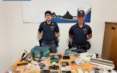 Controlli antidroga, 60 arresti da Civitavecchia a Nettuno