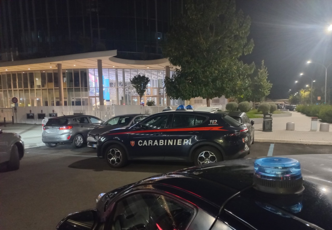 Controlli dei carabinieri a Garbatella, 230 persone identificate