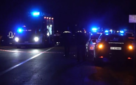 Scontro con feriti sulla Cassia Sud, tra le ipotesi la gara di velocità