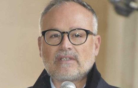 Cade il Comune, il Sindaco sfiduciato da 13 consiglieri