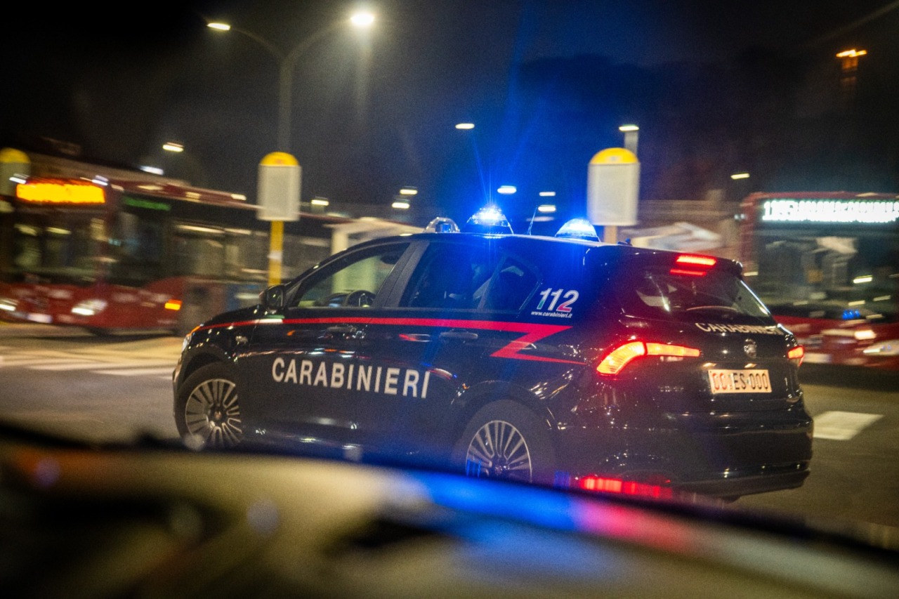 Rapina aggravata, arrestati dai Carabinieri un tunisino di 18 anni ed un romano di 49 anni