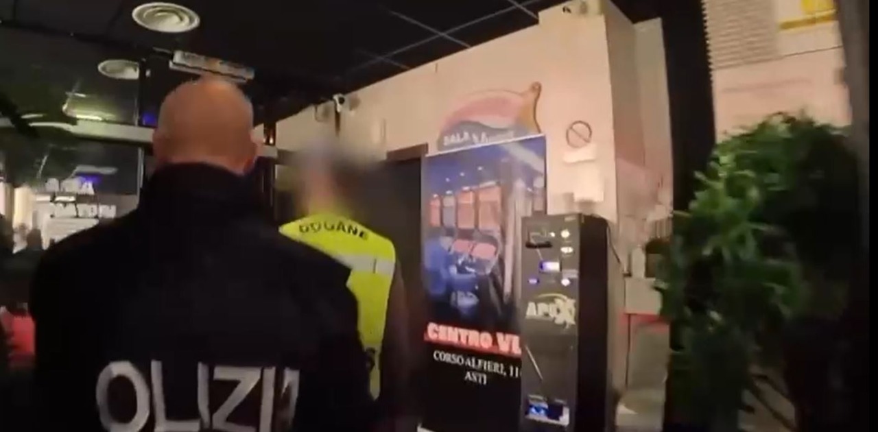 Gioco e scommesse illegali, il blitz della polizia