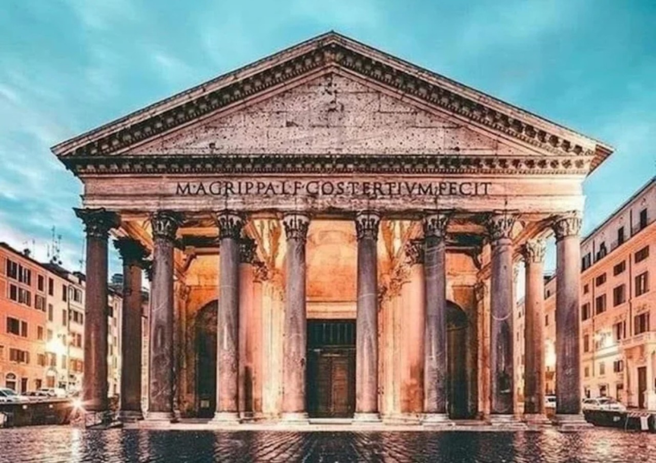 Turista giapponese cade dal muro perimetrale del Pantheon e muore