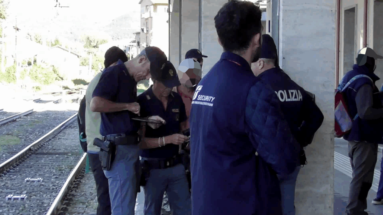 Controlli straordinari alla stazione ferroviaria