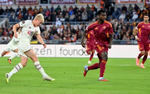 Incubo Roma, sbaglia tre rigori. Il Lille passa all’Olimpico 1 a 0