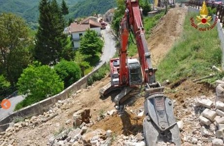 Terremoti, foto sbagliata sul web: “Il ministro Musumeci venga ad Amatrice”