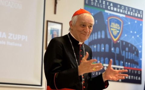 Cardinale Zuppi in visita alla Polizia Postale, al via iniziative per la sicurezza digitale dei minori