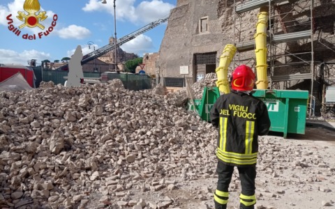 Crollo della Torre dei Conti, acquisiti gli atti della gara d’appalto