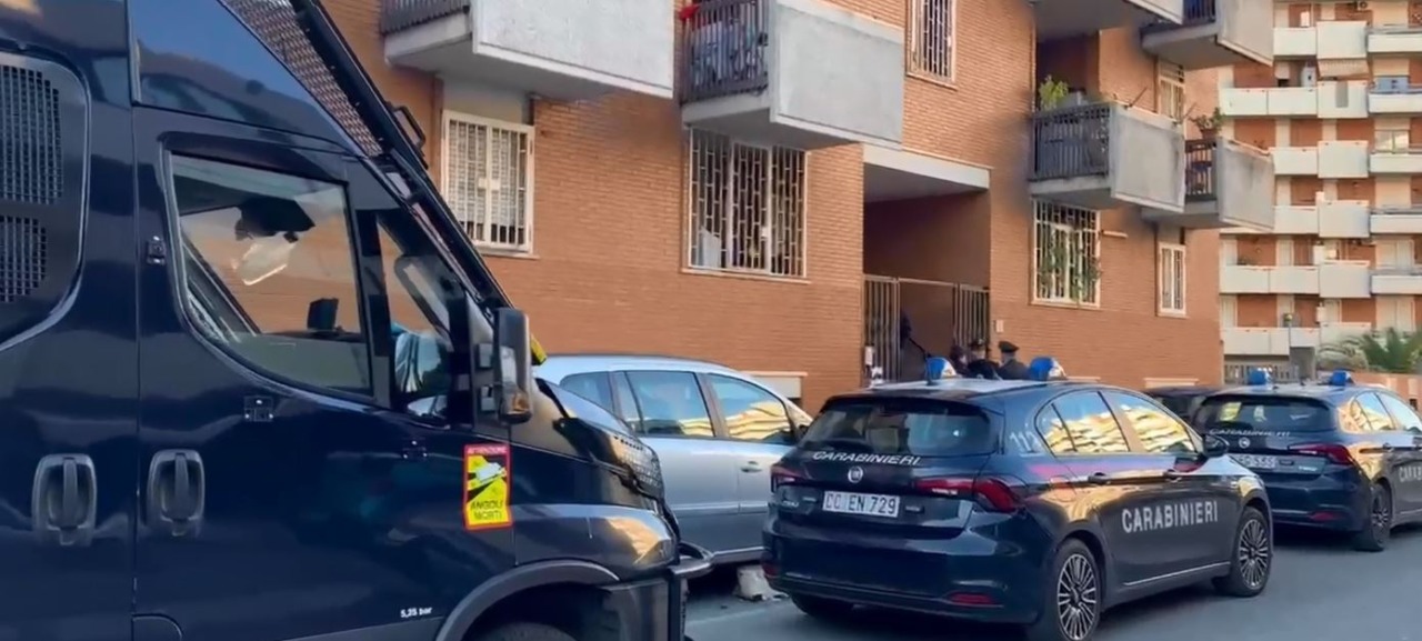 Edifici occupati a Cinecittà, sgomberati i primi due lotti. VIDEO