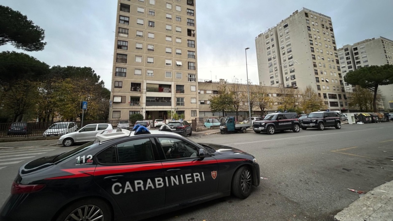 Blitz dei carabinieri nella periferia Est, un arresto e tre denunce