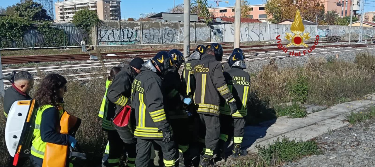 Ragazzo investito dalla Metro B alla Garbatella, è grave