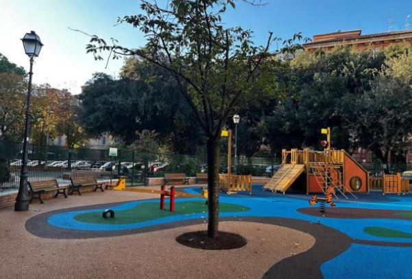 Inaugurata la nuova area giochi a Testaccio