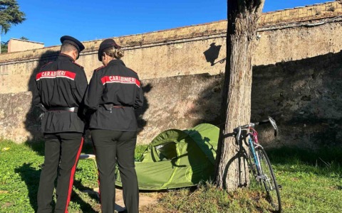 Blitz dei Carabinieri a Colle Oppio e Esquilino, arresti e denunce per furti e degrado