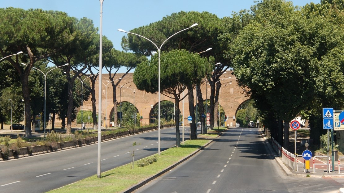 Sicurezza stradale, ok alla sperimentazione dei semafori intelligenti